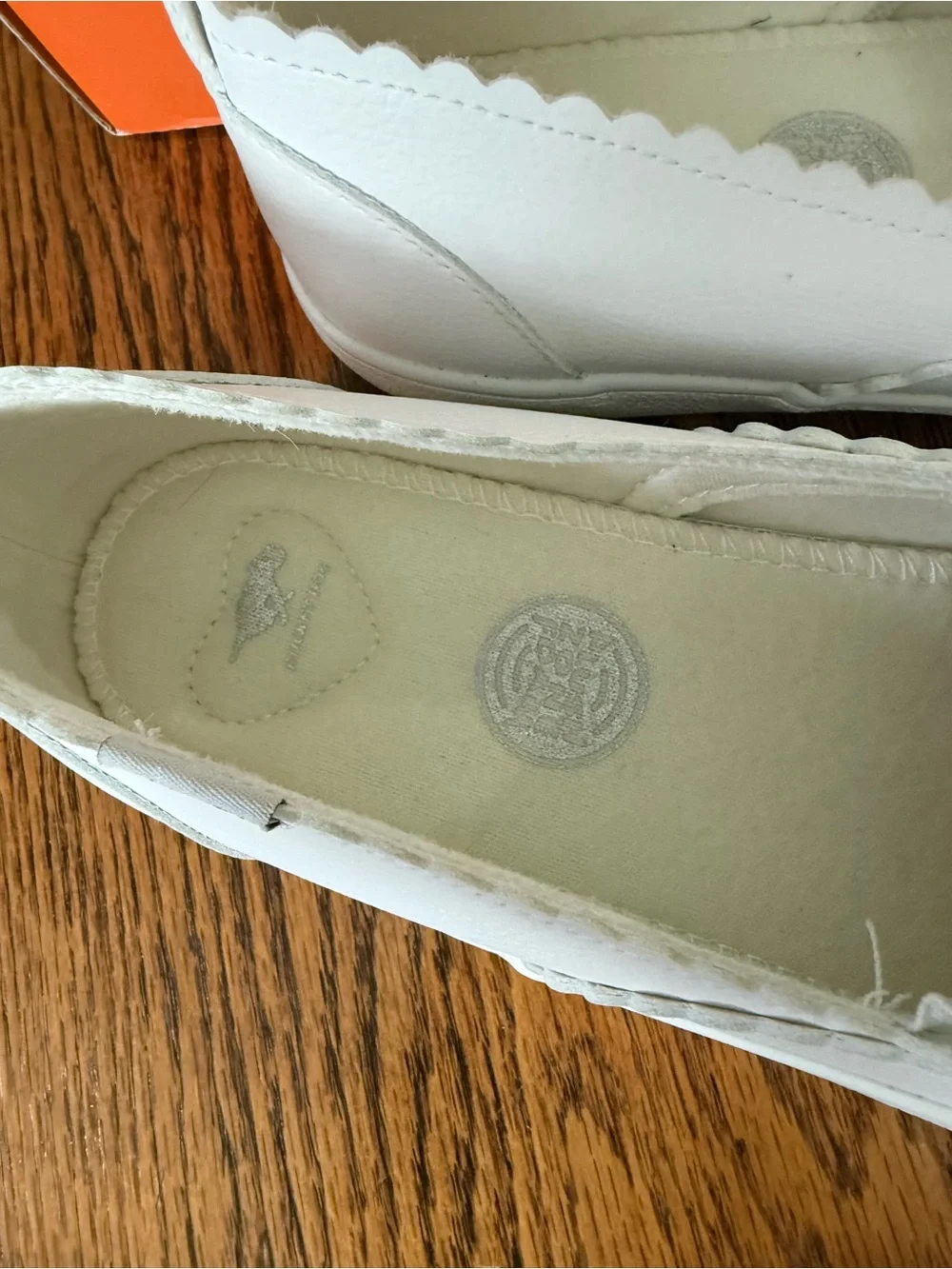 Rocket Dog White Scalloped Edge Slip-On Sneakers